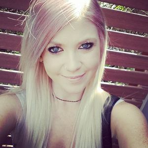 Blonde with eyeliner selfie