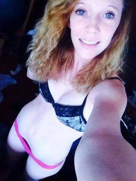 cute redhead NN selfie