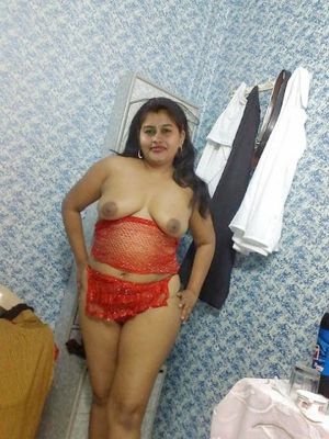 Kerala bhabhi nude boobs big tits housewife facebook