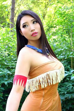 crazyly perfect Pocahontas