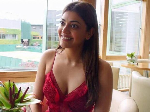 South Indian hot actress cleavage show facebook