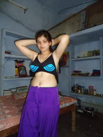 Sexy teen South Indian housewife hot instagram