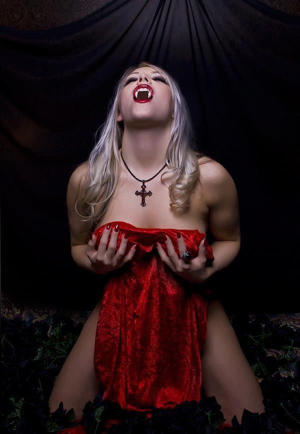 Sexy Vampire