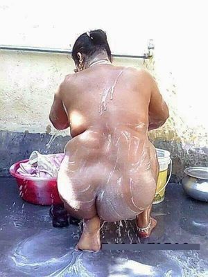 Sexy bhabhi wet aunty South Indian facebook