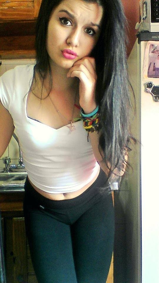 como me calienta esta nena!!!