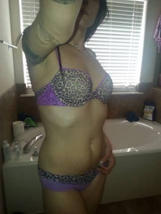 milf lingerie selfie