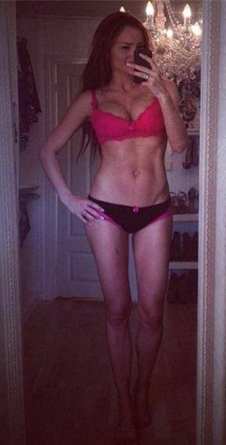 milf long ass legs NN selfie