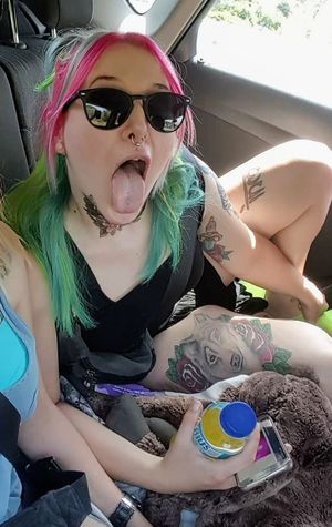Emo Hot tongue