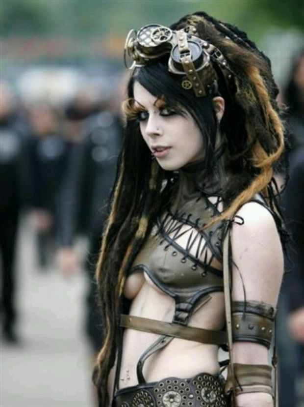 Cybergoth meets Steampunk