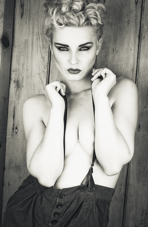 Oakmere, Cheshire Apr 19, 2016 Simon M Riley Entranced