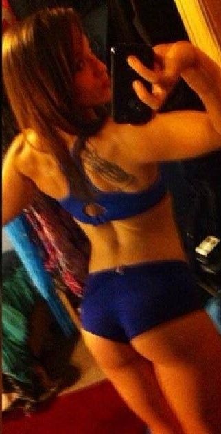 teen underwear selfie