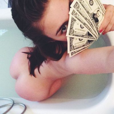 Sexy teen likes cum