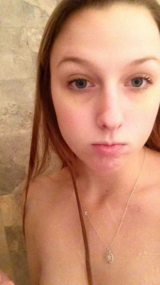 Cute blonde took ass pics