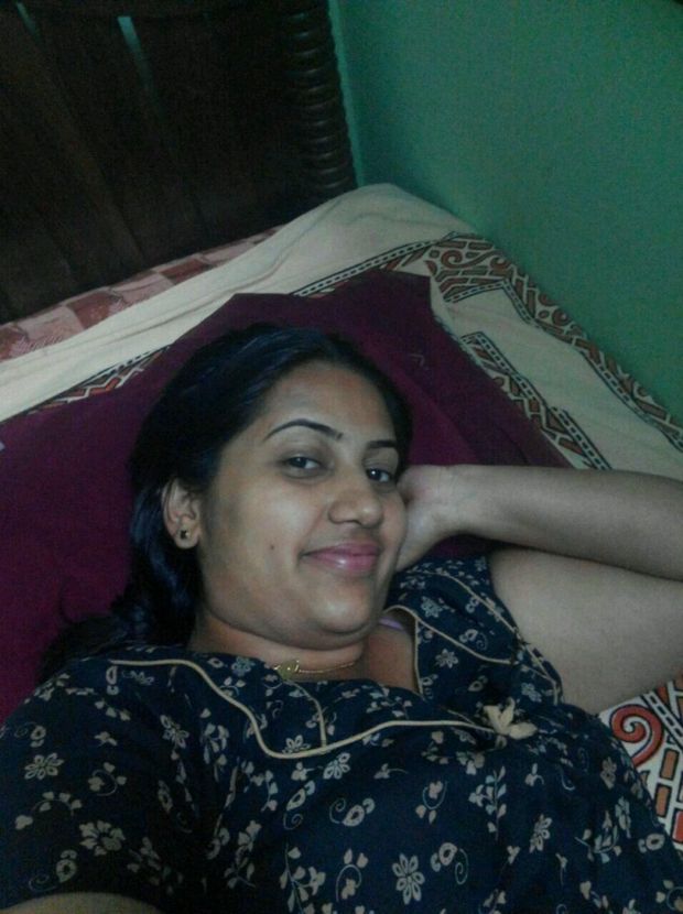 hot marathi college housewife