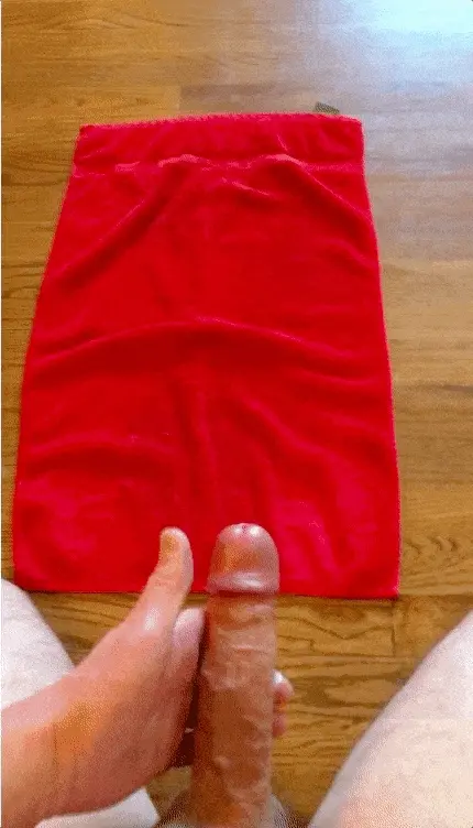 POWERFUL CUM SHOT!