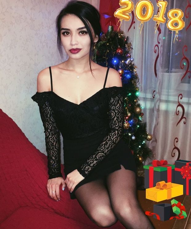 Short dress