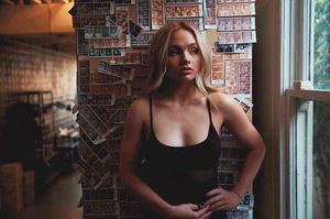 Natalie Alyn Lind