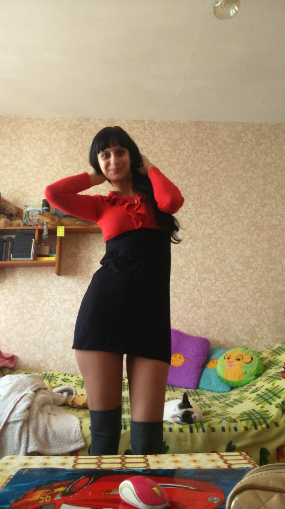 wide hips