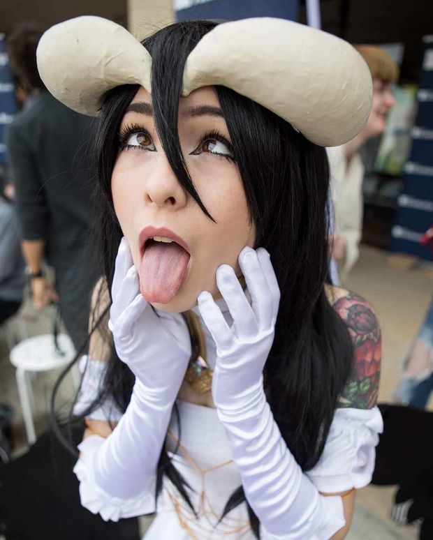 Horned cosplayer ahegao