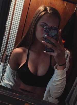 Super sexy cute blonde