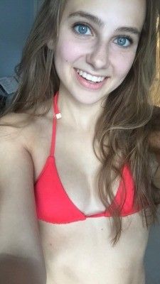 Super hot babe
