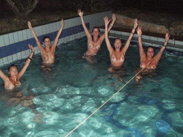 Naughty amateur girlfriends skinny dipping
