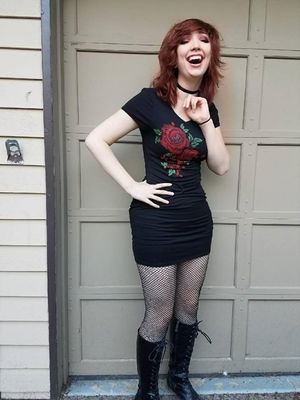 Felicia Wiesenthal is cool in fishnet stalkings - FOTA nettt cooll hff hot facial expression