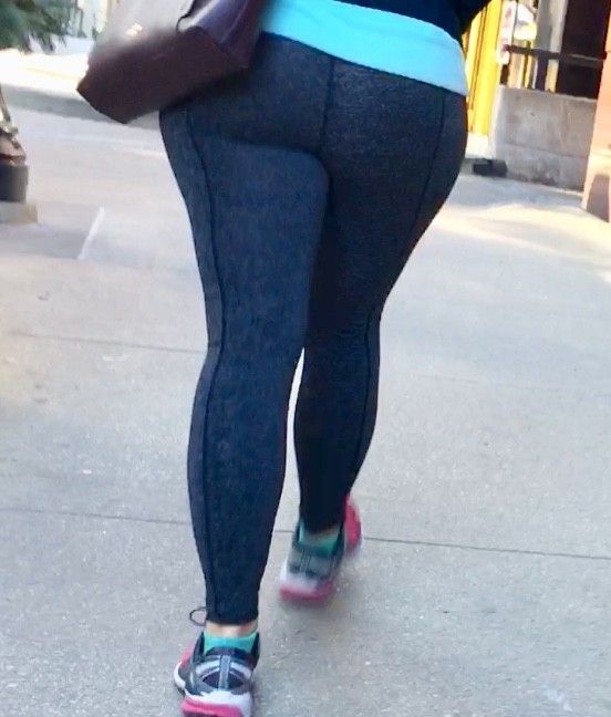 Blonde in yoga pants
