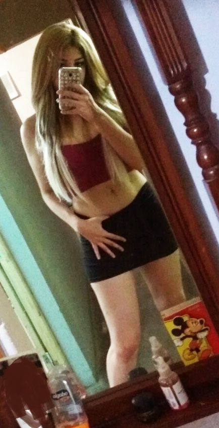 sexy blonde argentinian youtuber