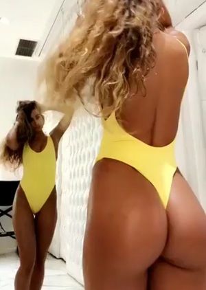 Sommer Ray