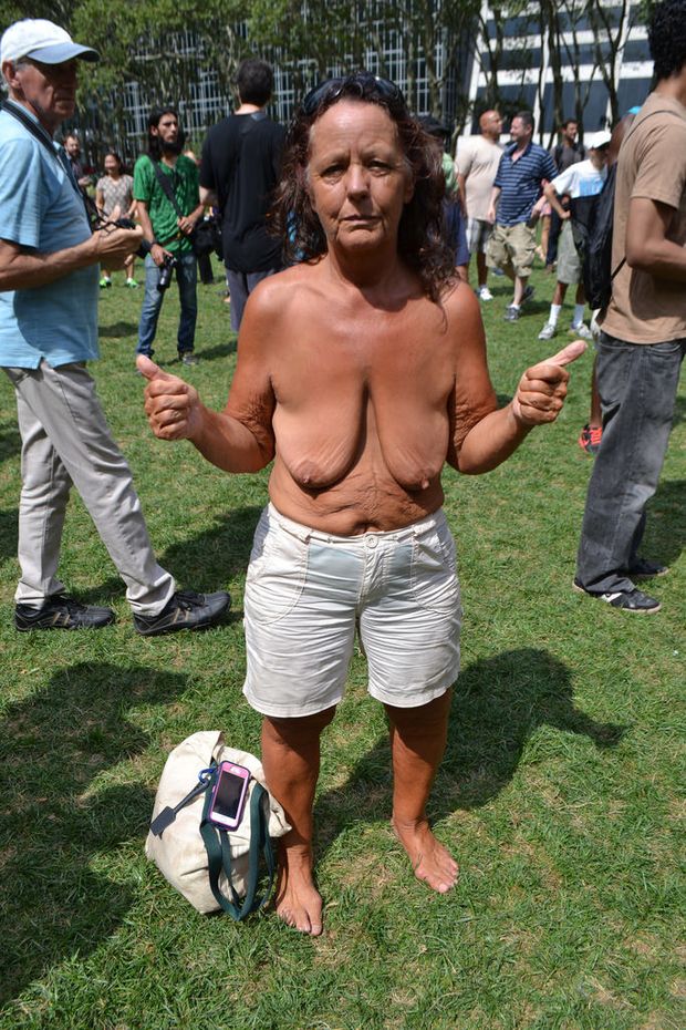 Mature Saggy Tits