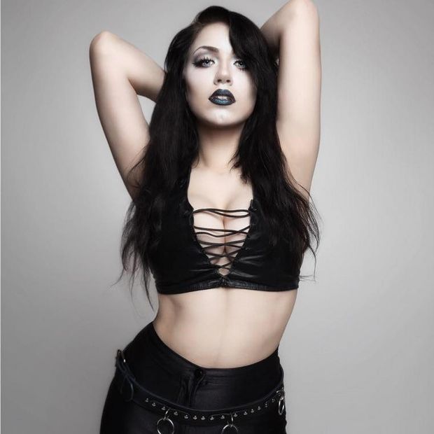 Fabiana Pozzi is in cute goth top outfit - outfitt gothh besttt FOTA Big Naturals emo