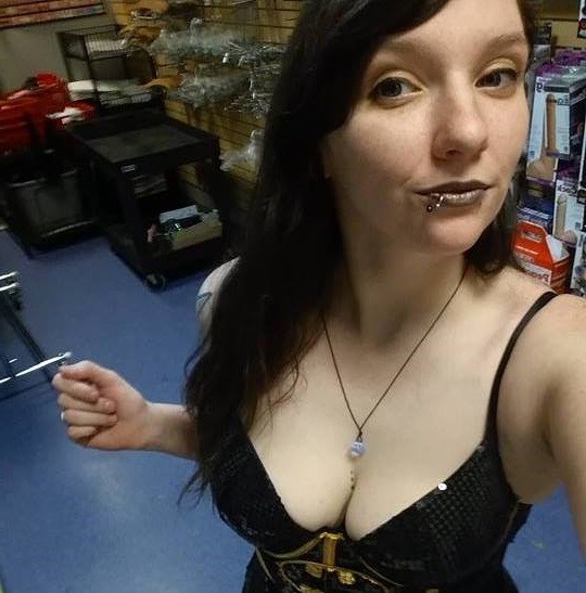 Alexa Tayler is 40 something model with big naturals - milf milff ggg FOTA 40something