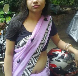 Erotic Desi women sexual outdoor fantasies
