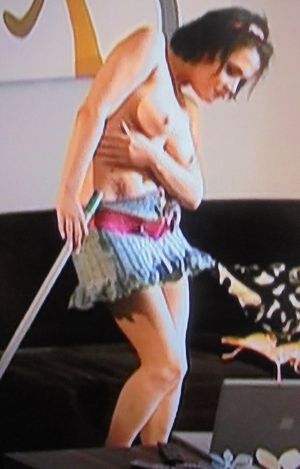 tzech Amateur Maid topless 2 *roentgen01*