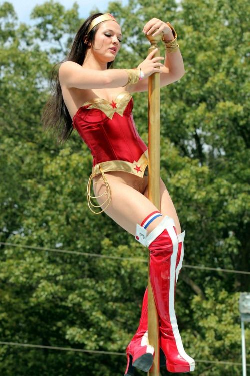 bottomless wonder woman