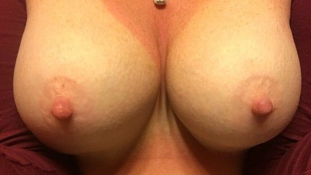 moms tanlined boobs