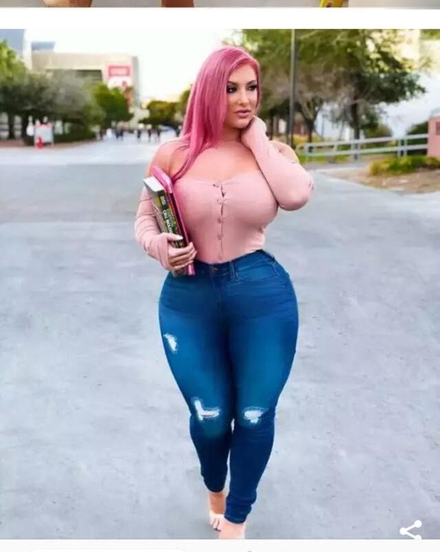 Taya Christian @thedoctorbae