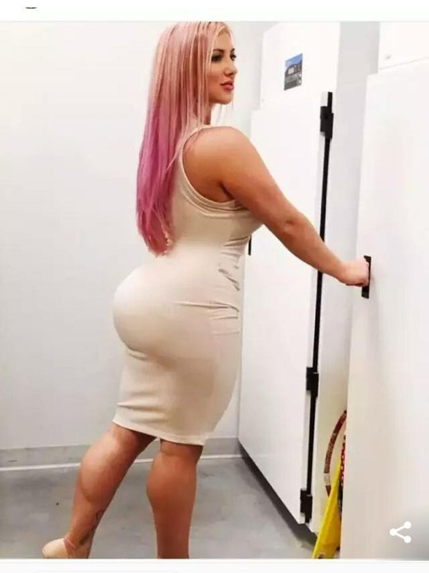 Taya Christian @thedoctorbae