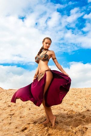 Slave Leia in a field