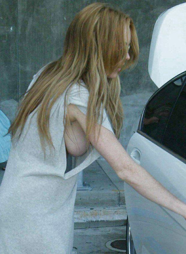 Lindsay Side Boob