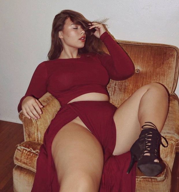 Wide thighs need your tongue between them