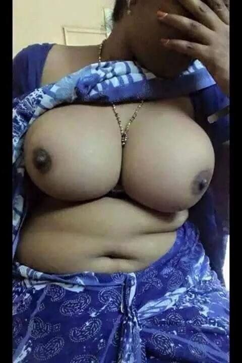 blue saree boob