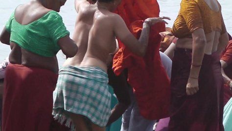 bare back nude boobs