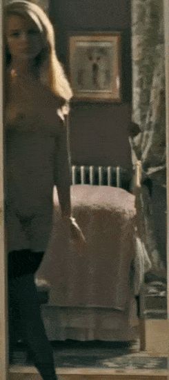 Margot Robbie in the SloMo Buff