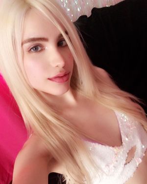 Camila Montoya - very beautiful