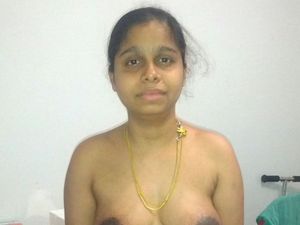 Mohajar bhabhi nude boobs naked tits twitter