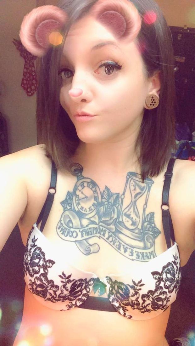 BlaizeGypsy / Bella Bellaxo: Native American Camgirl