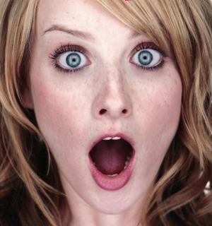 Melissa Rauch mouth 2