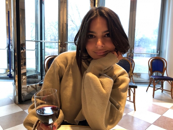 Emily Ratajkowski #16